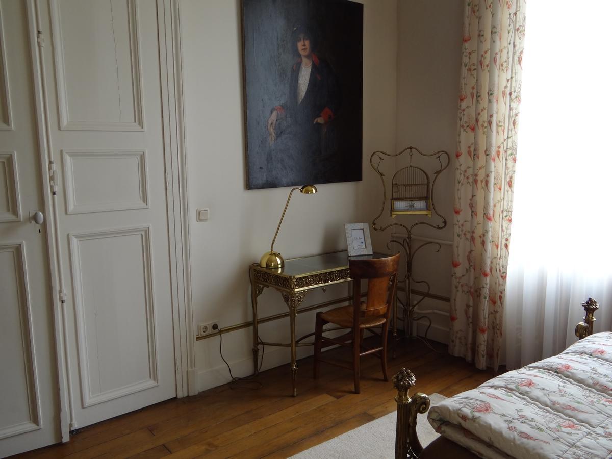 Chateau Mesny Vic-sur-Seille Exterior photo